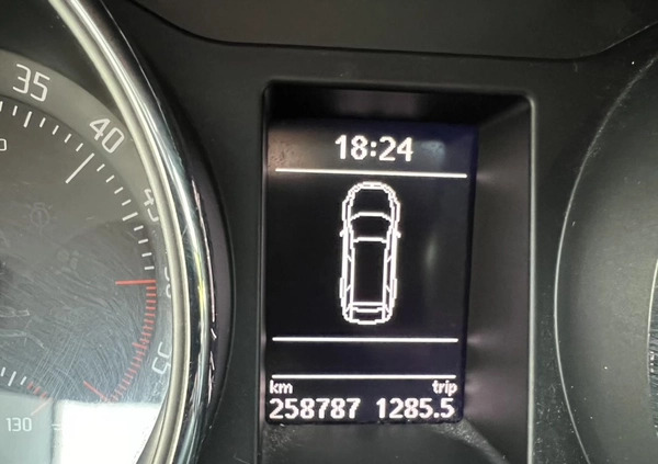 Skoda Superb cena 37900 przebieg: 258000, rok produkcji 2015 z Tuszyn małe 79
